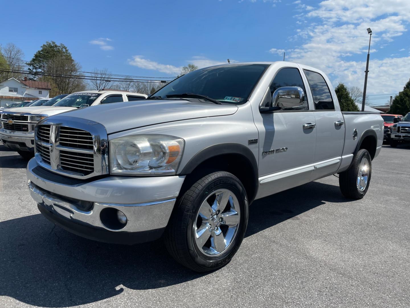 2007 silver Dodge Ram 1500 Laramie Quad Cab 4WD (1D7HU18267S) with an 5.7L V8 OHV 16V engine, 5-Speed Automatic Overdrive transmission, located at 101 N. Main Street, Muncy, PA, 17756, (570) 546-5462, 41.207691, -76.785942 - Photo#0